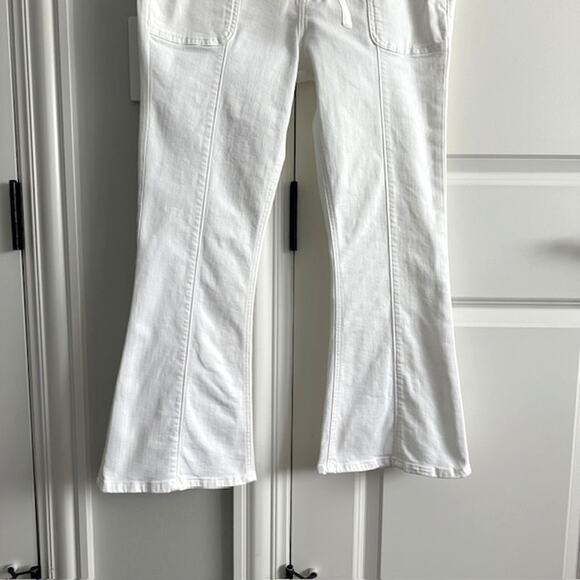 FRAME Denim Le Crop Flare Tie Waist Jeans Size: 28 Color: White - Picture 5 of 9